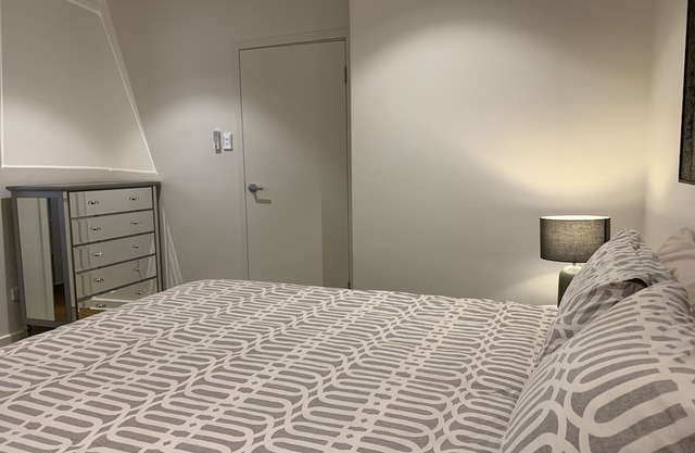 Tennyson Beachfront Unit 2