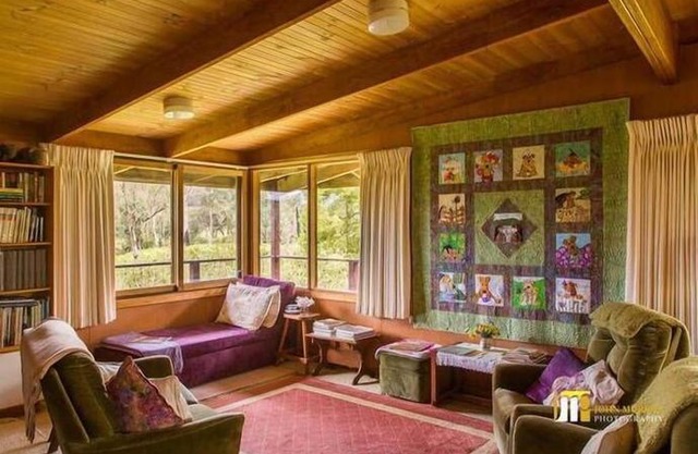 The Burrow at Wombat Bend