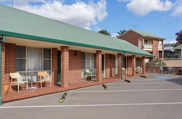 The Roseville Apartments