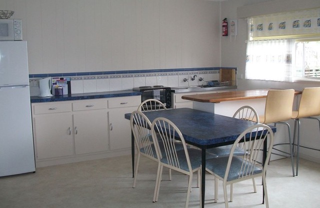 Top of the Lake Holiday Units - Two Bedroom Units