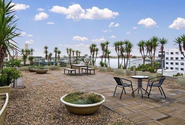 Wyndel Apartments St Leonards - Encore