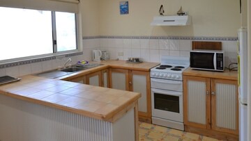 Yorkes Holiday Units - unit 2 in Marion Bay