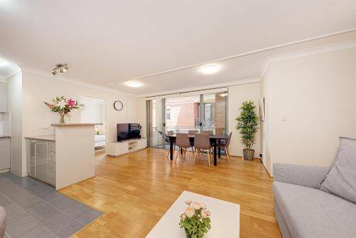 Darling Harbour Apartment | 100 m² Apartment ∙ 2 bedrooms ∙ 4 guests