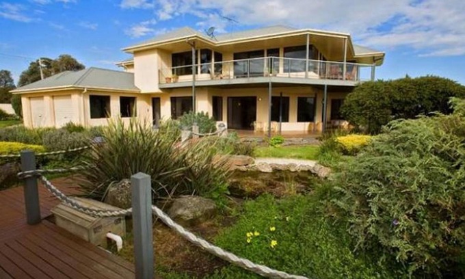 Cowes Apartment | 100 m² Apartment ∙ 2 guests
