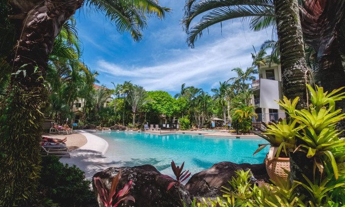 Currumbin Apartment | 100 m² Serviced apartment ∙ 3 bedrooms ∙ 6 guests