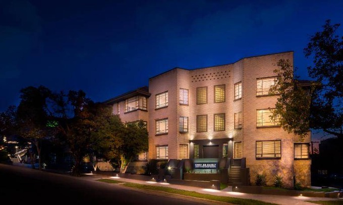 St Kilda Apartment | 100 m² Serviced apartment ∙ 3 bedrooms ∙ 6 guests