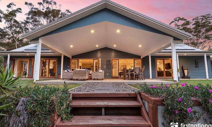 Anna Bay House | 10000 m² House ∙ 5 bedrooms ∙ 11 guests