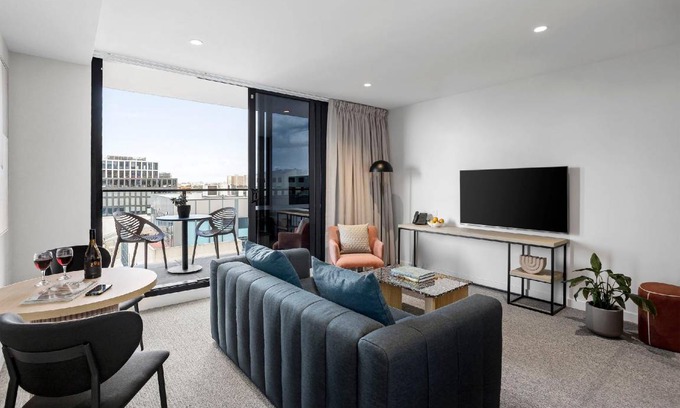 Collingwood Apartment | 104 m² Serviced apartment ∙ 3 bedrooms ∙ 127 guests