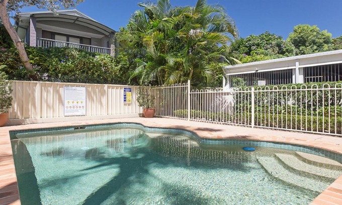 Nelson Bay Apartment | 11 'Seashells', 21-23 Magnus Street - pool, lift, aircon