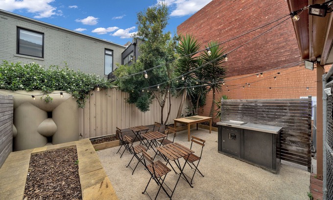 Richmond North Apartment | 113 Hoddle