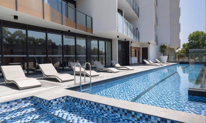 Sandringham Apartment | 120 m² Serviced apartment ∙ 3 bedrooms ∙ 8 guests