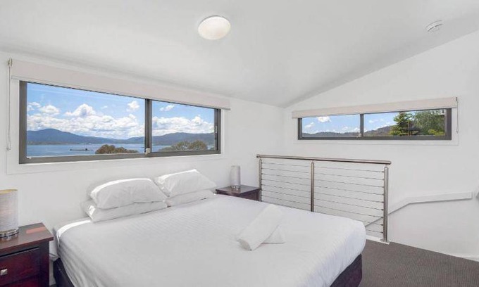 East Jindabyne House | 125 m² House ∙ 3 bedrooms ∙ 8 guests