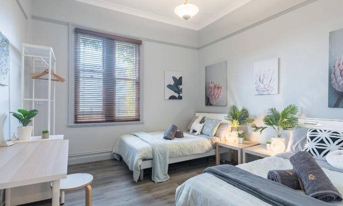 Burwood Bed & Breakfast | 14 m² Bed and breakfast ∙ 4 guests