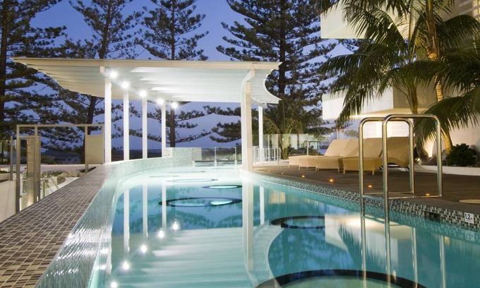 Caloundra Resort | 140 m² Resort ∙ 3 bedrooms ∙ 127 guests