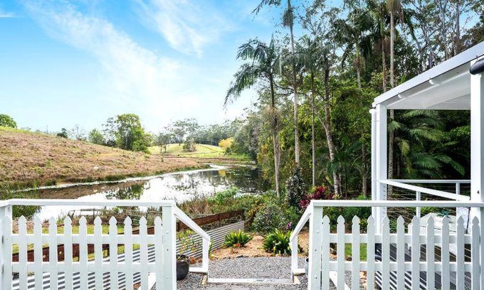 Booroobin House | 150 m² House ∙ 3 bedrooms ∙ 10 guests