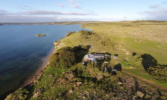 Pelican Lagoon House | 150 m² House ∙ 4 bedrooms ∙ 6 guests