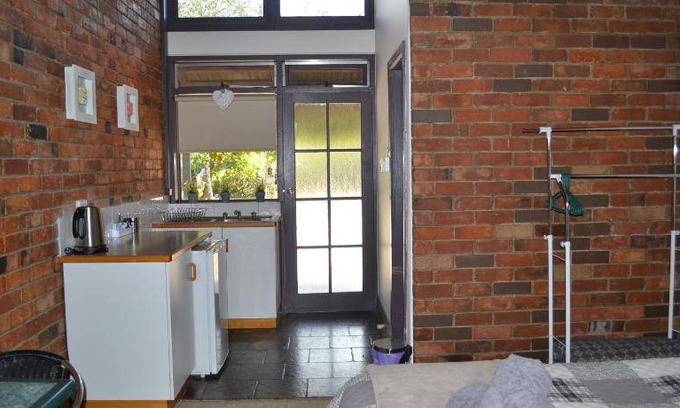 Omeo Hotel | 150 m² Motel ∙ 3 bedrooms ∙ 8 guests