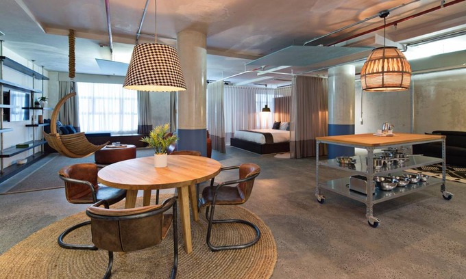 Sydney Central Business District Apartment | 150 m² Serviced apartment ∙ 3 bedrooms ∙ 10 guests