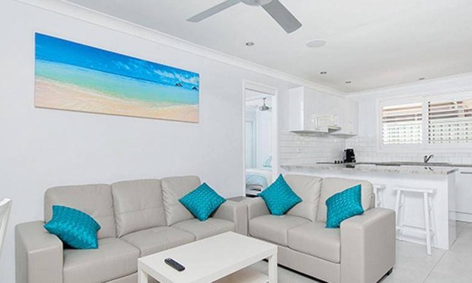 Corlette Villa | 150 m² Villa ∙ 2 bedrooms ∙ 5 guests