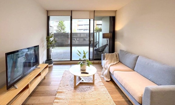 Werribee South Apartment | 151 m² Apartment ∙ 2 bedrooms ∙ 4 guests