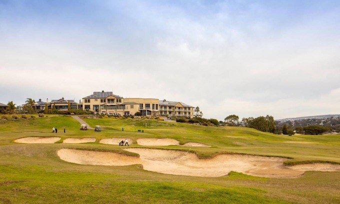 McCracken Resort | 170 m² Resort ∙ 4 bedrooms ∙ 127 guests