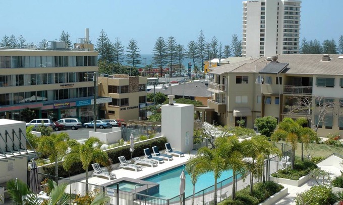 Burleigh Heads Apartment | 180 m² Apartment ∙ 3 bedrooms ∙ 6 guests
