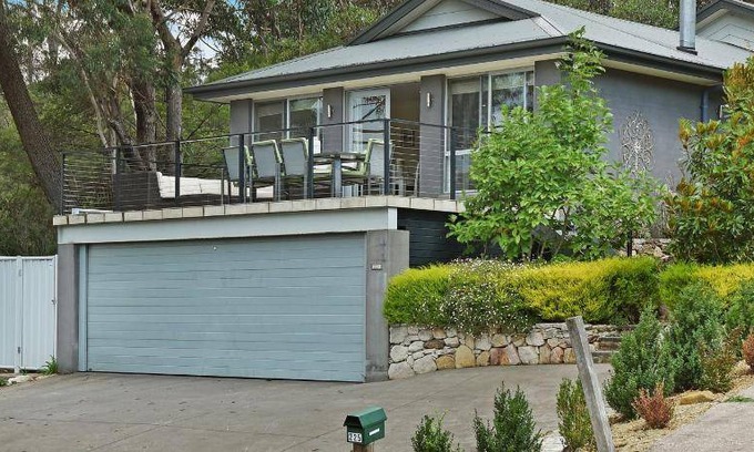 Blackheath House | 180 m² House ∙ 4 bedrooms ∙ 10 guests