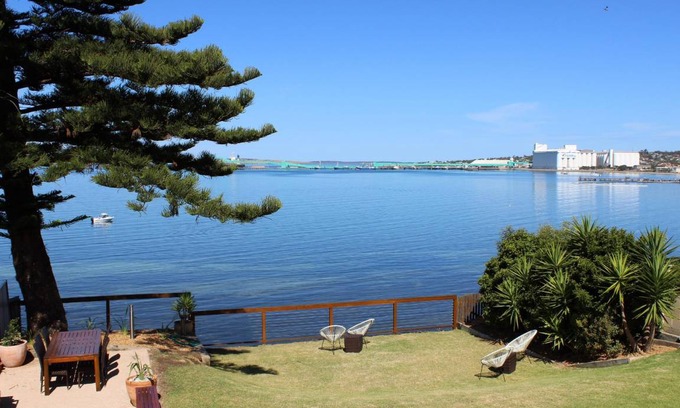 Port Lincoln Apartment | 185 m² Apartment ∙ 2 bedrooms ∙ 9 guests