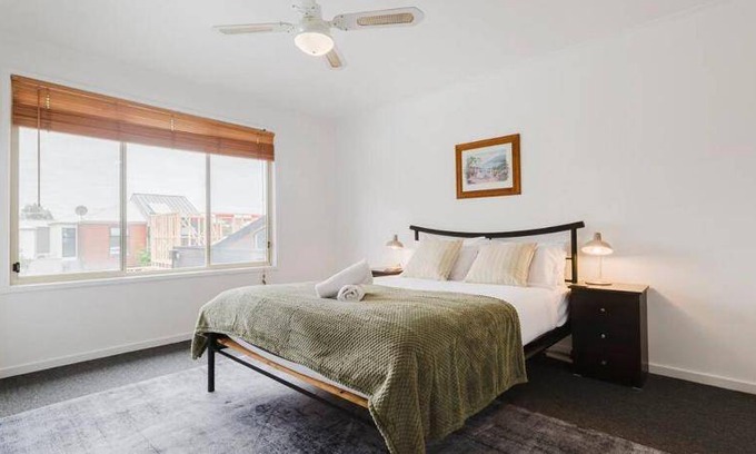 Yarraville Apartment | 20 m² Apartment ∙ 2 bedrooms ∙ 4 guests