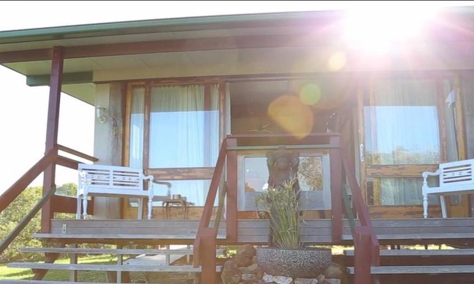 Pinbarren House | 200 m² Farmhouse ∙ 3 bedrooms ∙ 8 guests