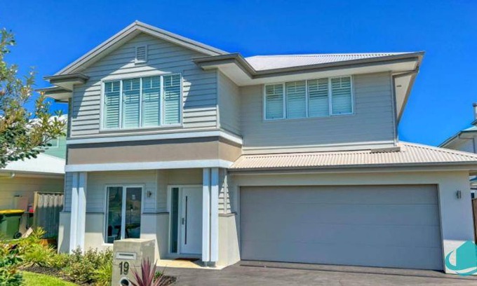 Catherine Hill Bay House | 200 m² House ∙ 1 bedroom ∙ 8 guests