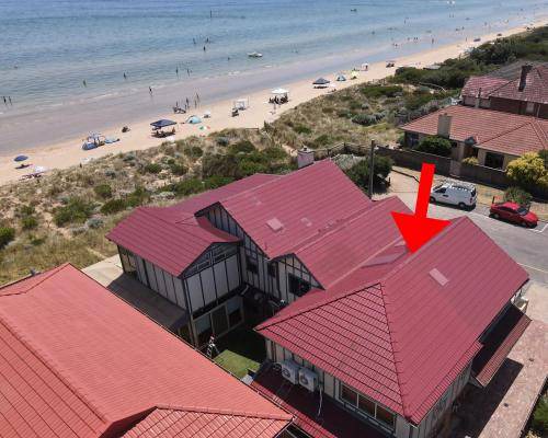 Frankston House | 200 m² House ∙ 2 bedrooms ∙ 4 guests