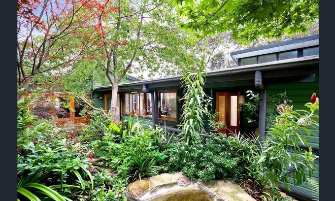 Katoomba House | 200 m² House ∙ 4 bedrooms ∙ 14 guests