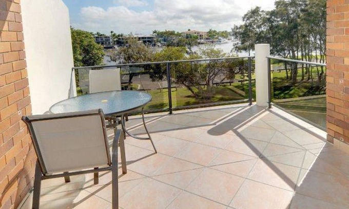 Mooloolaba Apartment | 250 m² Apartment ∙ 2 bedrooms ∙ 5 guests