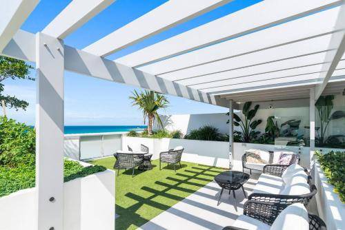 Palm Beach Apartment | 250 m² Apartment ∙ 2 bedrooms ∙ 4 guests