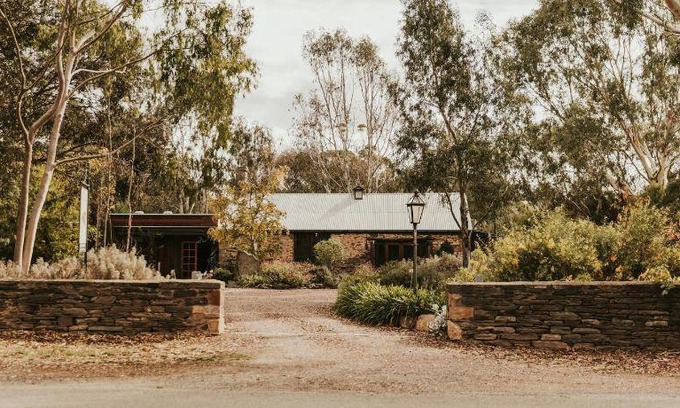 Mintaro Villa | 290 m² Villa ∙ 3 bedrooms ∙ 6 guests