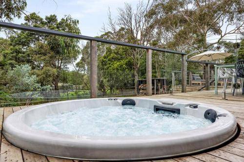 Somers House | 300 m² House ∙ 3 bedrooms ∙ 8 guests