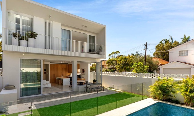 North Bondi House | 318 m² House ∙ 4 bedrooms ∙ 8 guests