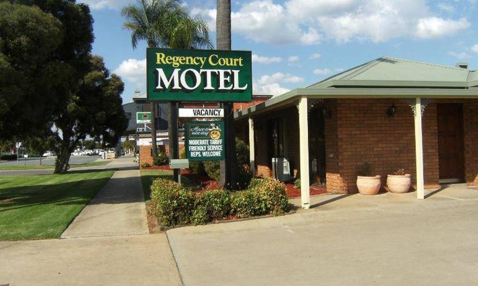 Cobram Hotel | 33 m² Motel ∙ 5 guests