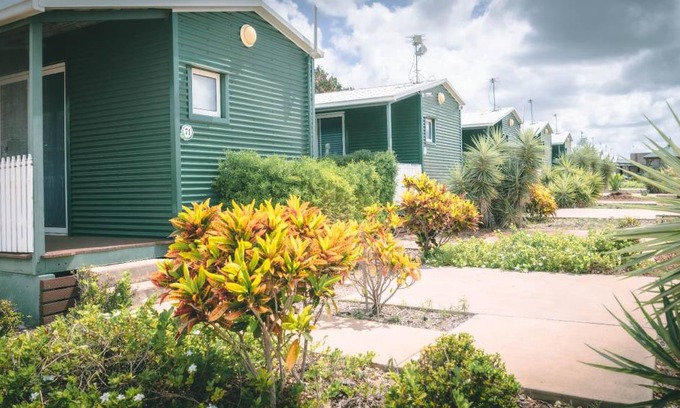 Winnellie Resort | 38 m² Resort ∙ 2 bedrooms ∙ 4 guests