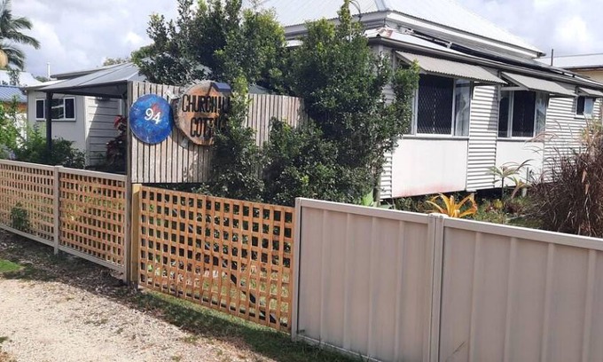 Maryborough House | 450 m² House ∙ 3 bedrooms ∙ 6 guests