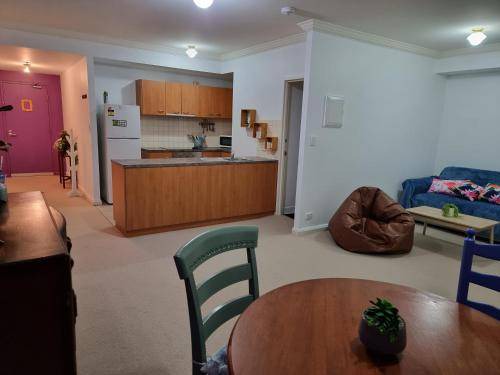 Perth Central Business District Apartment | 50 m² Apartment ∙ 1 bedroom ∙ 4 guests