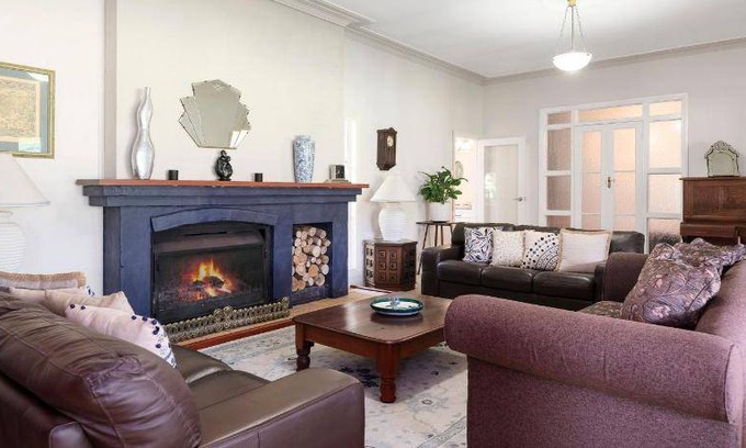 Bulga House | 500 m² House ∙ 4 bedrooms ∙ 8 guests