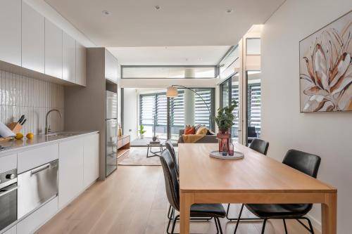Double Bay Apartment | 58 m² Apartment ∙ 2 bedrooms ∙ 4 guests