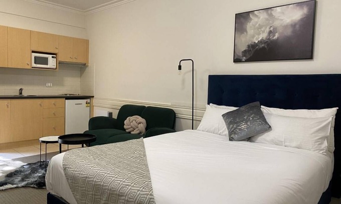 Kew Apartment | 65 m² Serviced apartment ∙ 2 bedrooms ∙ 127 guests