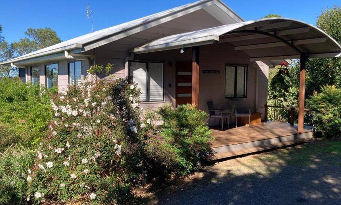 Wootha House | 70 m² House ∙ 2 bedrooms ∙ 4 guests