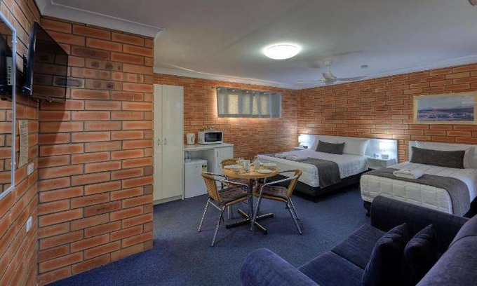 Goondiwindi Hotel | 72 m² Motel ∙ 6 guests