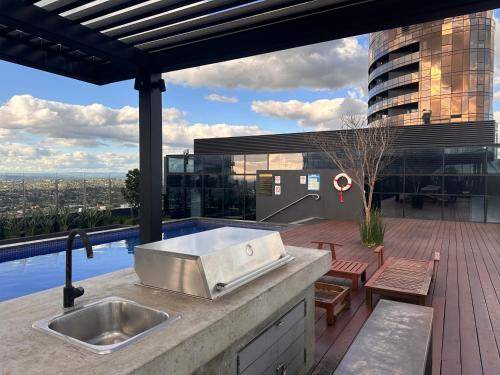 Box Hill Apartment | 79 m² Apartment ∙ 2 bedrooms ∙ 5 guests