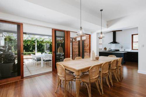 Central Mudgee House | 961 m² House ∙ 5 bedrooms ∙ 10 guests