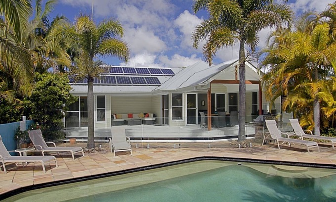 Ewingsdale House | Abode at Byron - private hideaway with 17m pool